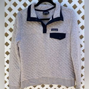 Women's Patagonia organic cotton Quilt snap- T pull over beige small